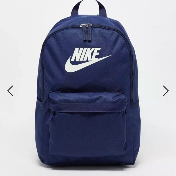 NWT Nike Heritage Padded Backpack holds 15
